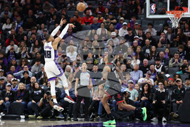 Rockets Kings Basketball