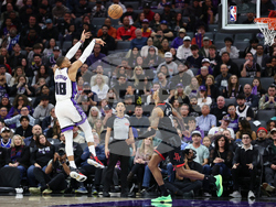 Rockets Kings Basketball