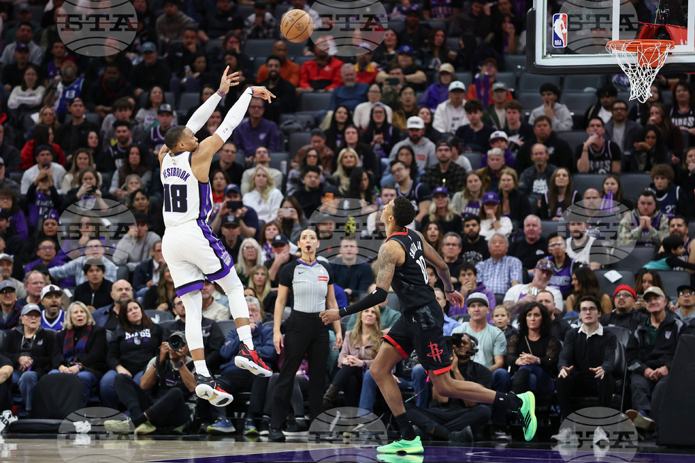 Rockets Kings Basketball