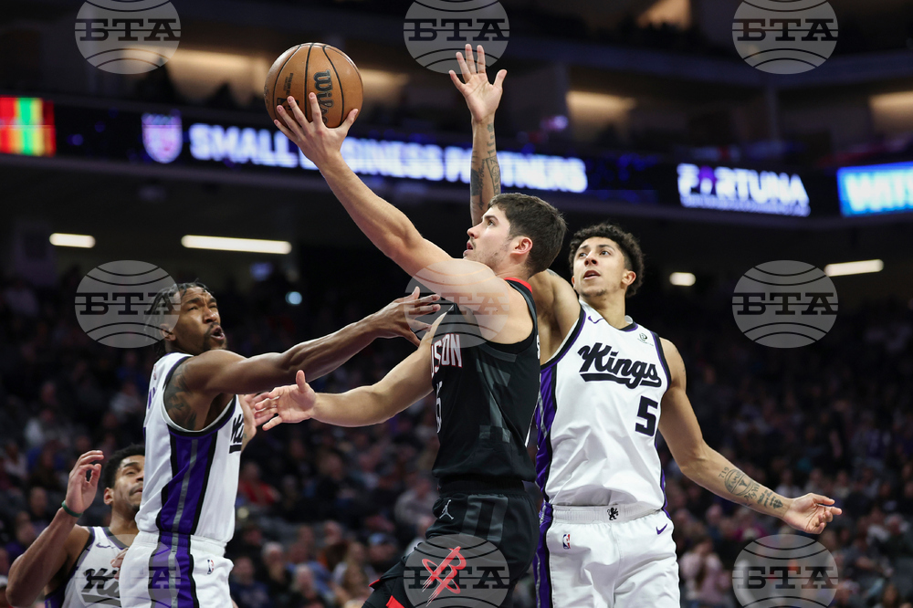 Rockets Kings Basketball