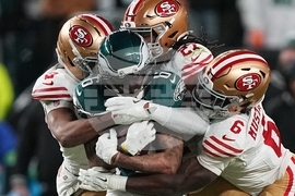 APTOPIX 49ers Eagles Football