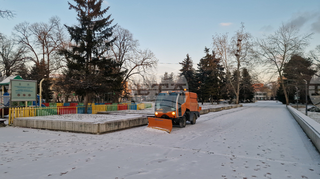 Спокойна е зимната обстановка в община Търговище, обработени против заледяване са всички общински пътища