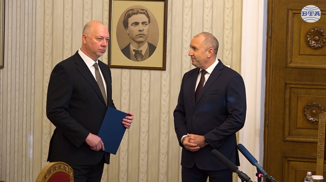 Смятаме, че 29 март е добра дата за провеждането на изборите, заяви Росен Желязков, след като върна неизпълнен мандата за кабинет