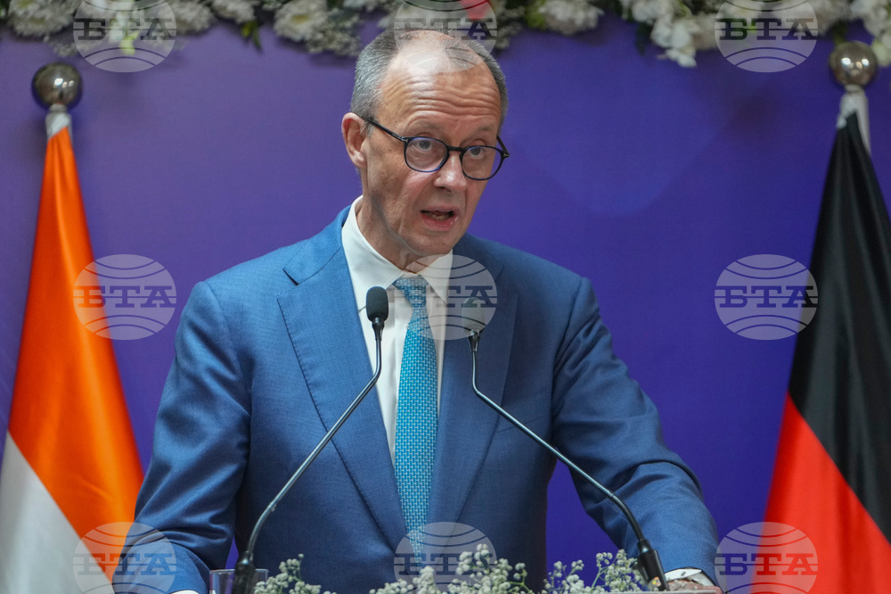 Германският канцлер Мерц каза, че дните на иранските управляващи са преброени на фона на масовите протести в Иран