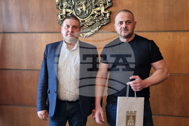 Плевен - Община - връчване на награда