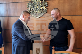 Плевен - Община - връчване на награда