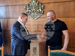 Плевен - Община - връчване на награда