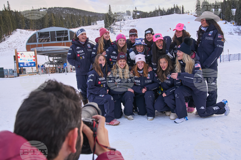 US Womens Ski Team Photo Essay