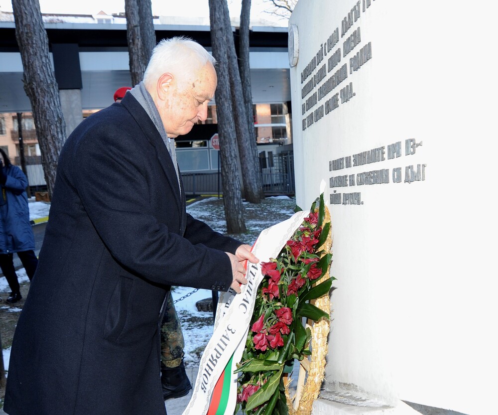 МО: Служба „Военно разузнаване“ чества професионалния си празник