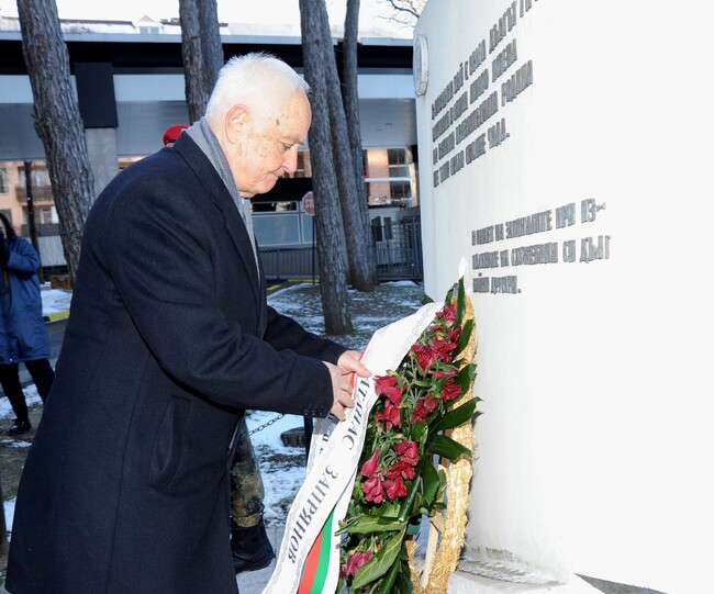 МО: Служба „Военно разузнаване“ чества професионалния си празник