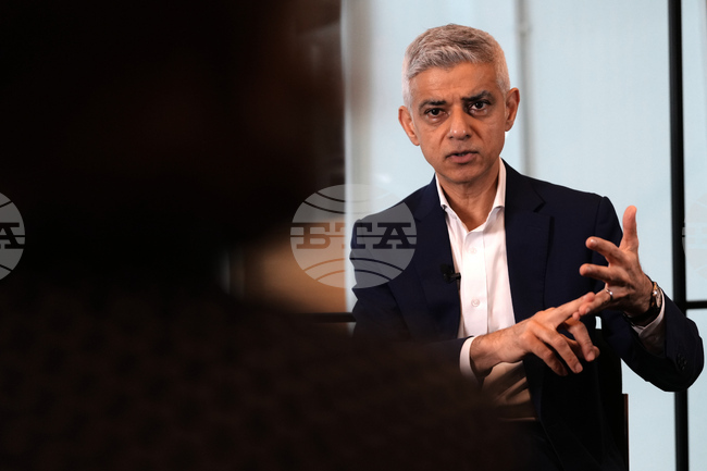 Изкуственият интелект може да стане оръжие за масово унищожение на работни места, предупреждава кметът на Лондон