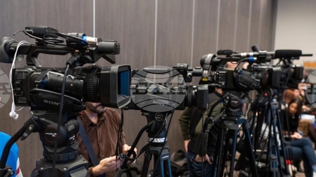 МИНА: През 2025 г. са извършени 28 нападения срещу работещи в медиите в Черна гора