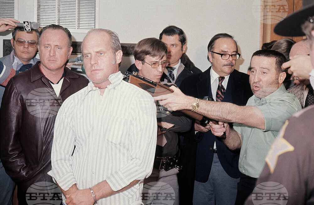 Dead Man's Wire Tour