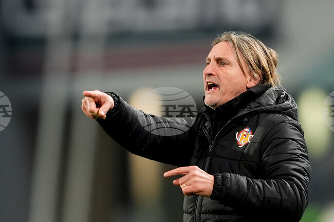 Борещият се за оцеляване в Серия А отбор на Кремонезе уволни старши треньора си Давиде Никола