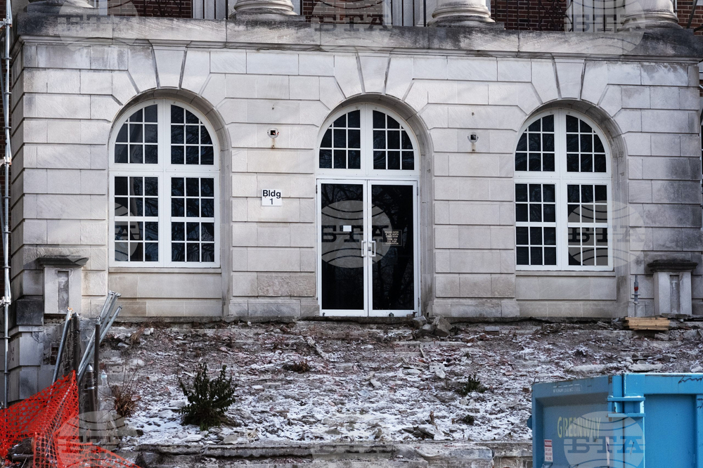 Dead Man's Wire Tour