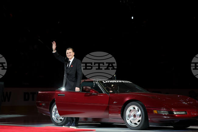 Hurricanes Red Wings Hockey