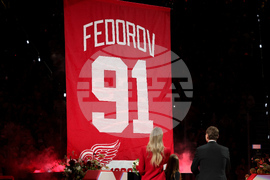 CORRECTION Hurricanes Red Wings Hockey