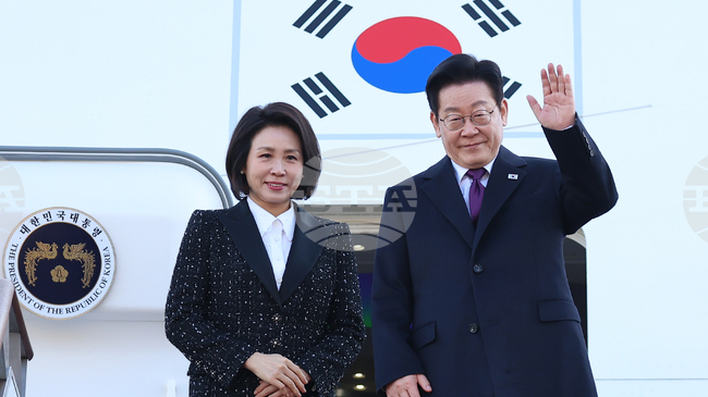 Южнокорейският президент пристигна в Япония за среща на върха с премиерката Такаичи