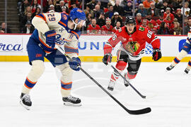 Oilers Blackhawks Hockey