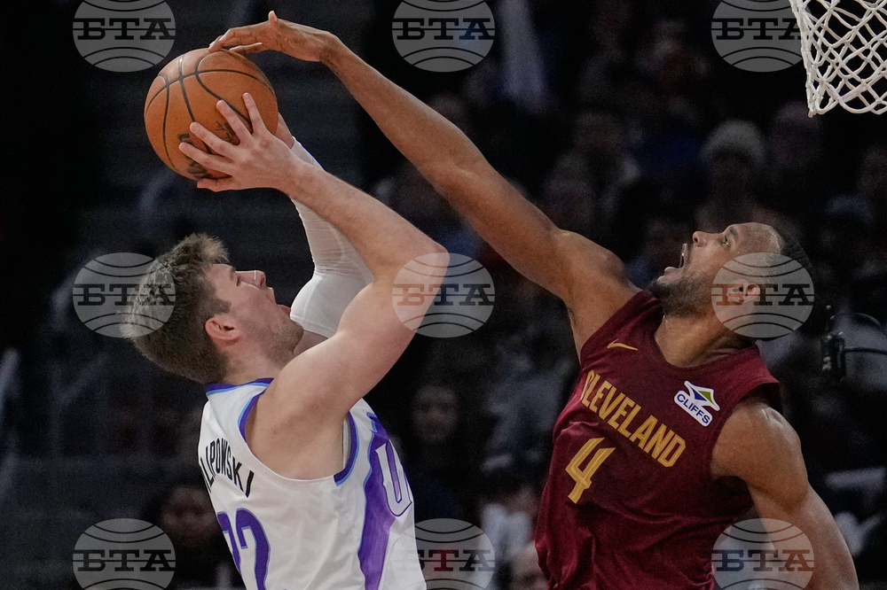 APTOPIX Jazz Cavaliers Basketball