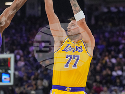 Lakers Kings Basketball