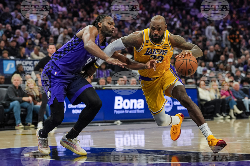 Сакраменто Кингс поднесе изненада, побеждавайки Лос Анджелис Лейкърс в НБА