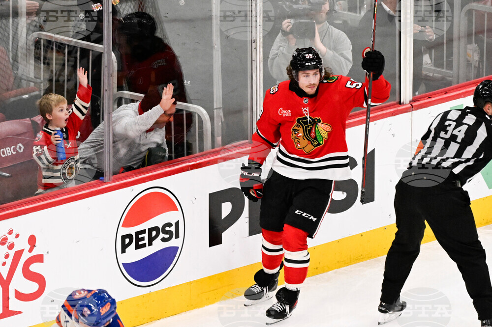 Oilers Blackhawks Hockey