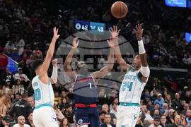Hornets Clippers Basketball
