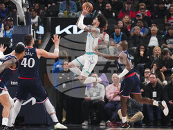 Hornets Clippers Basketball