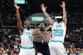 Hornets Clippers Basketball