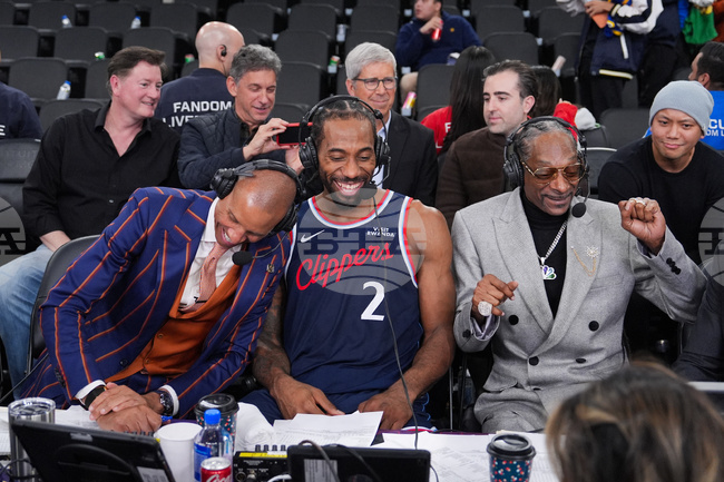 Snoop Dogg NBA Analyst