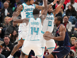 Hornets Clippers Basketball