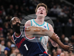 Hornets Clippers Basketball