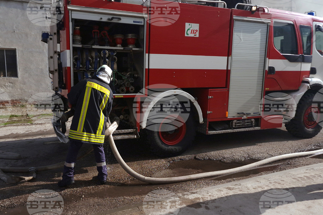 Пожар горя в къща в Свищов вследствие на неправилно ползване на отоплителни уреди