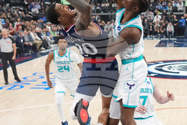 Hornets Clippers Basketball