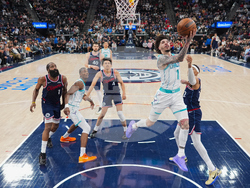 Hornets Clippers Basketball