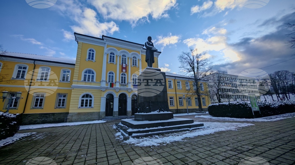 Генералният директор на БТА Кирил Вълчев ще съобщи имената на избраните стажанти на агенцията от Национална Априловска гимназия
