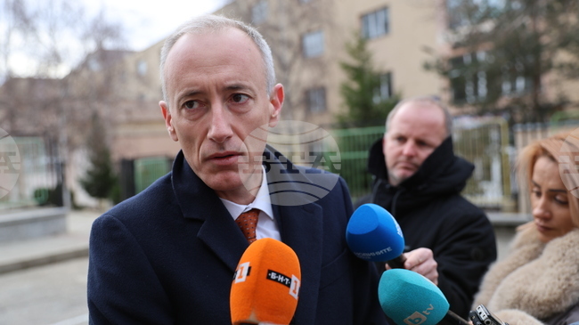 All Teachers in Bulgaria Undergoing Training to Teach in STEM Environment, Says Education Minister