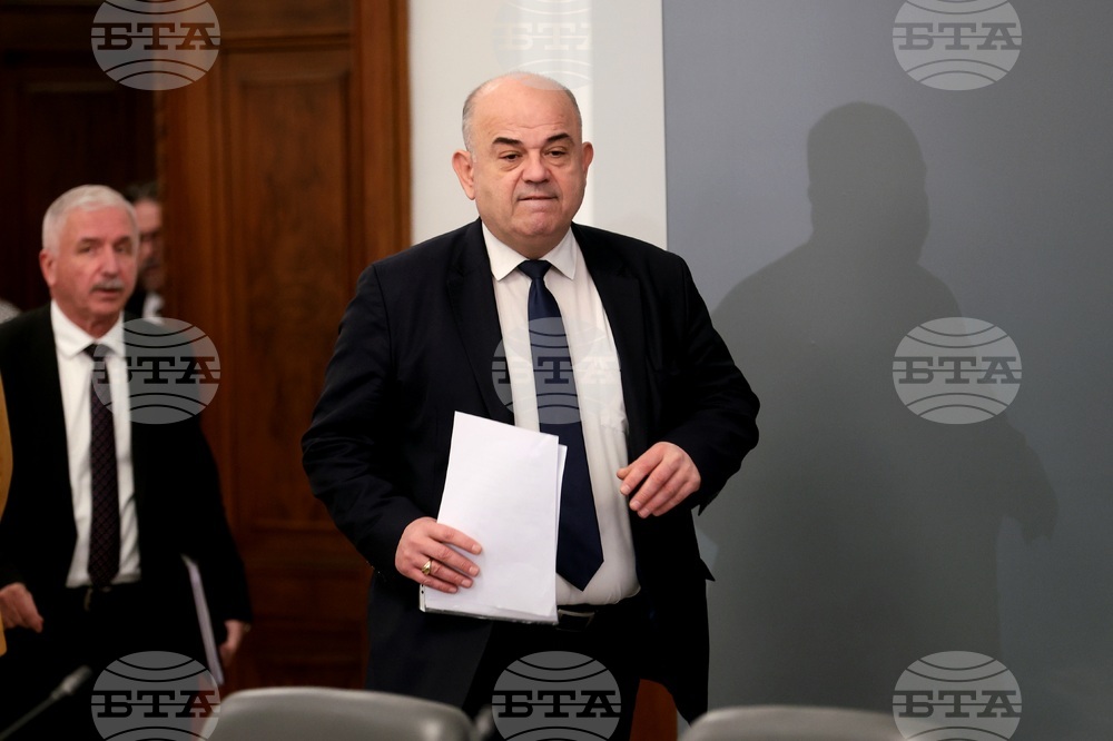 Giving Change in Lev When Euro Is Available Is Absolutely Prohibited by Law - Euro Coordination Centre Head