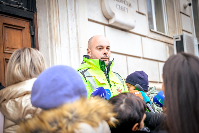 Николай Неделков: С темпото, което постигнахме, много бързо ще наваксаме натрупания отпадък около контейнерите