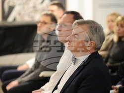 Галерия УниАрт НБУ - връчване на годишни стипендии - церемония