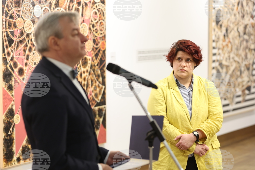 Галерия УниАрт НБУ - връчване на годишни стипендии - церемония