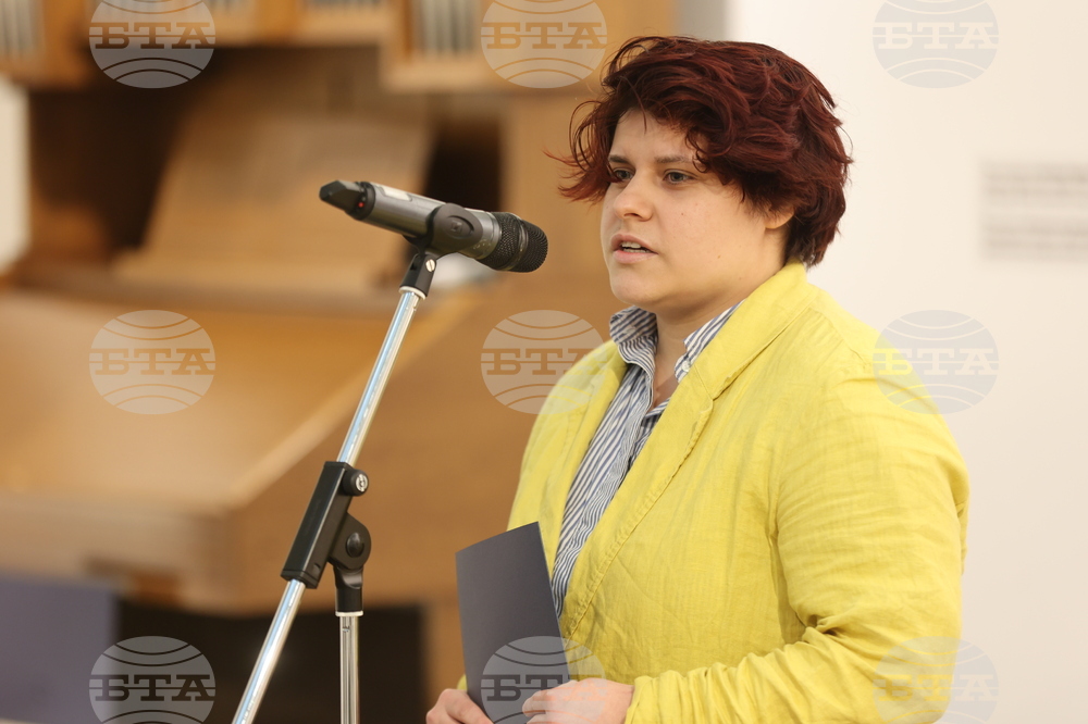 Галерия УниАрт НБУ - връчване на годишни стипендии - церемония