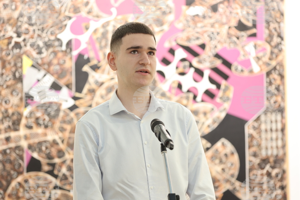 Галерия УниАрт НБУ - връчване на годишни стипендии - церемония