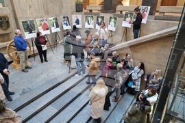 Бургас - изложба "Променените - за живота след приемната грижа" - откриване