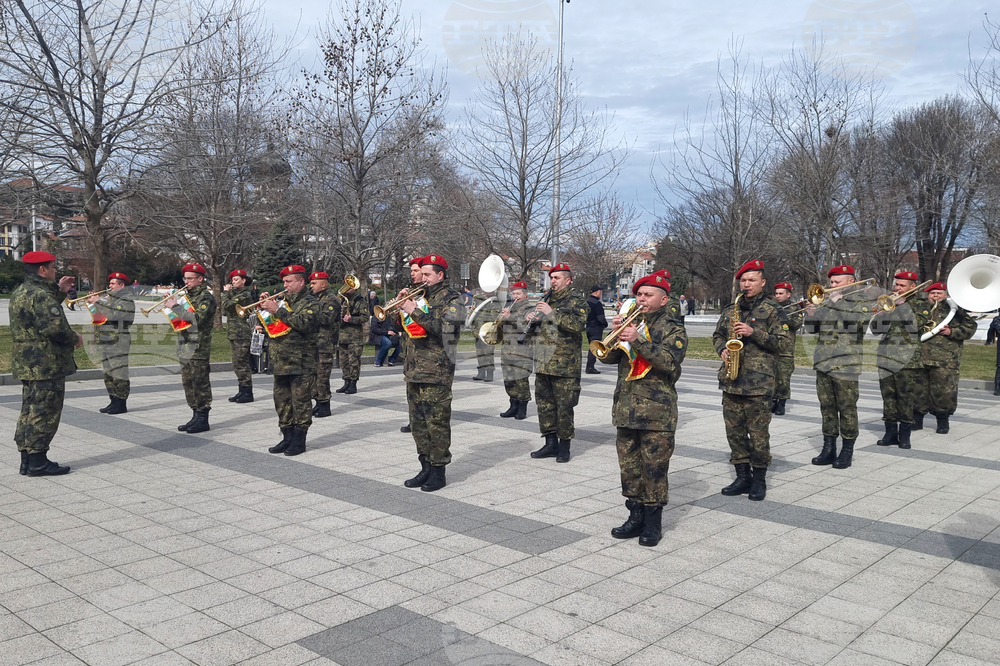 Плевен - военни - международна мисия