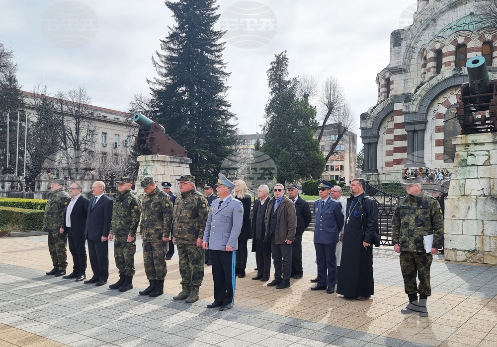 Плевен - военни - международна мисия