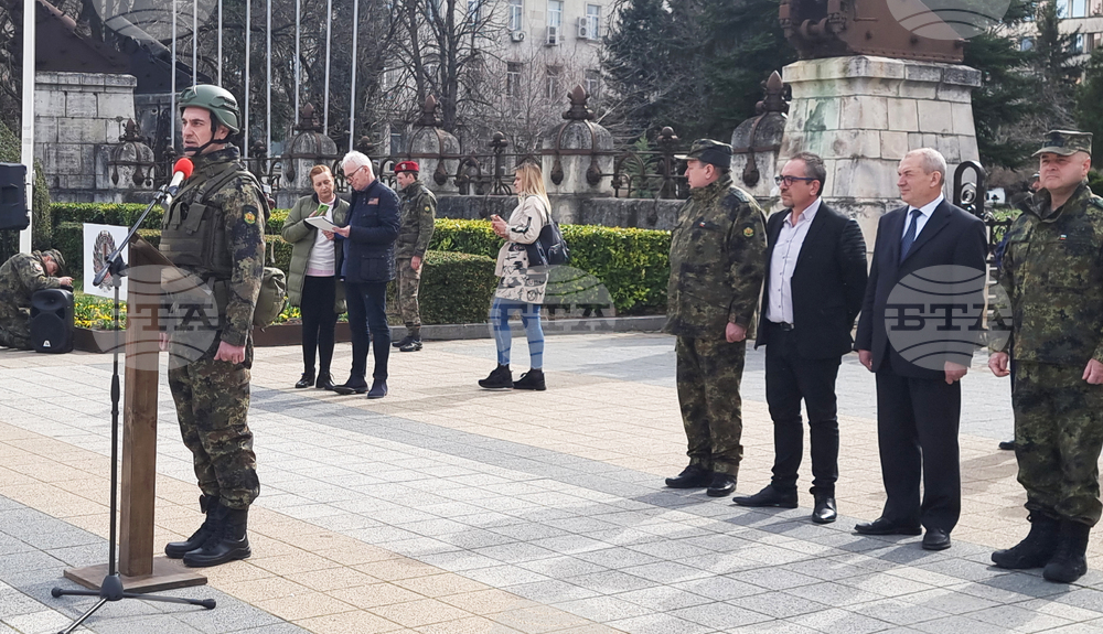 Плевен - военни - международна мисия