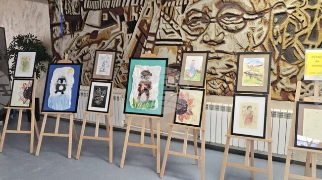 По проекта „Успех за теб“ бе организирана изложба, представяща постиженията на ученици от столичното 2. СУ „Акад. Емилиян Станев“