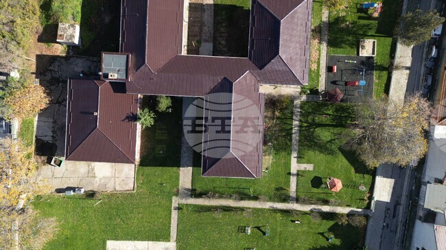 Сградата на детската градина в Гурково е с изцяло нов покрив